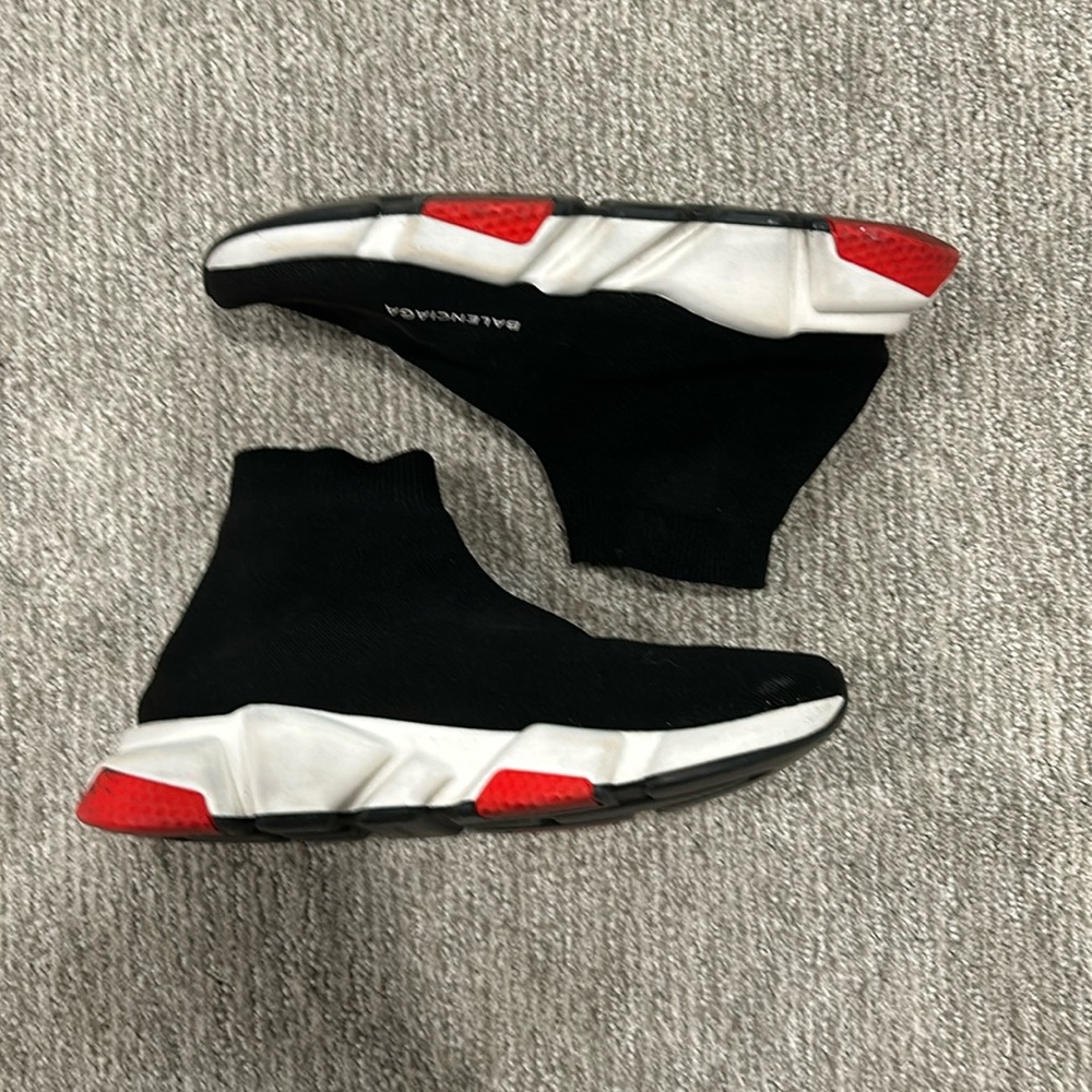 Balenciaga speed, black and red